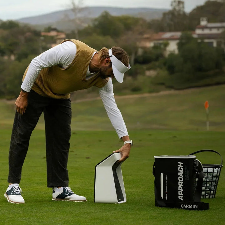 Garmin Approach R50 Home Golf Simulator Bundle