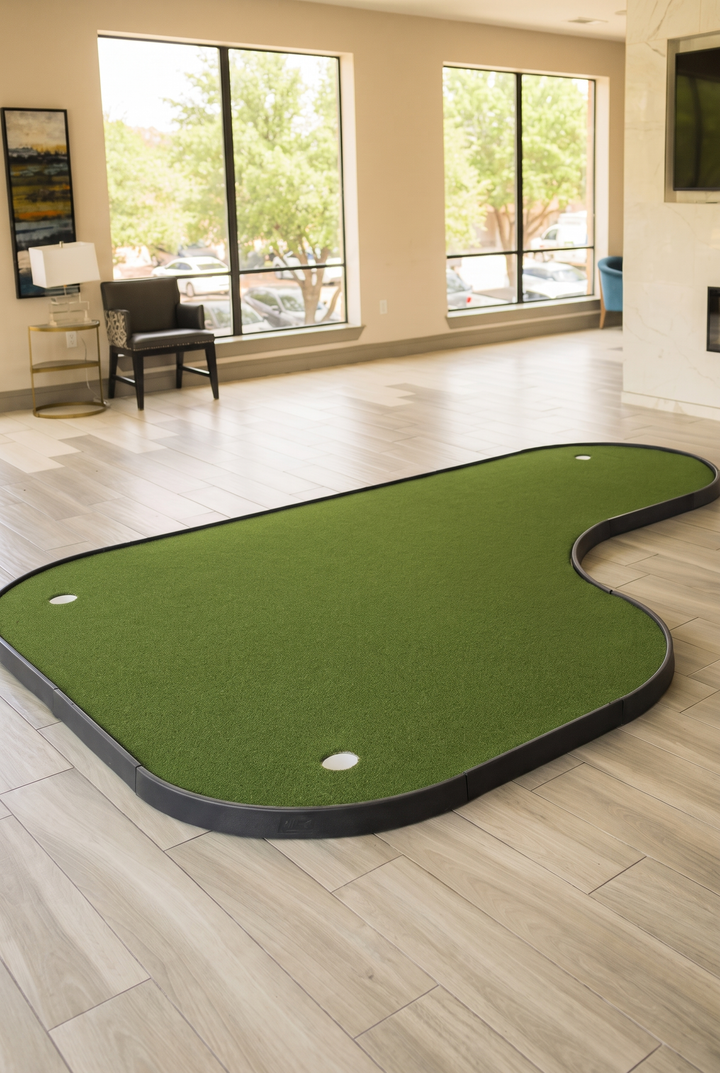 SIGPRO Executive Putting Green